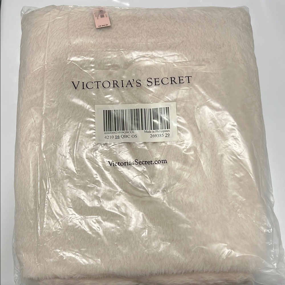 2024 Victoria’s Secret fur bag VS